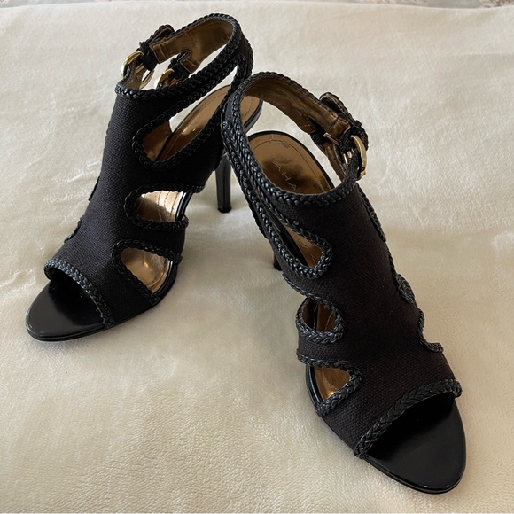 Tahari Black and Gold-Tone Cloth and Leather 4-inch Heels Size 8.5 M - Picture 3 of 9
